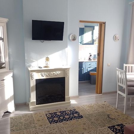 House, Garden & Sauna. Free Parking. Train Stop-200 M. Sea-1 Km. Юрмала Екстер'єр фото