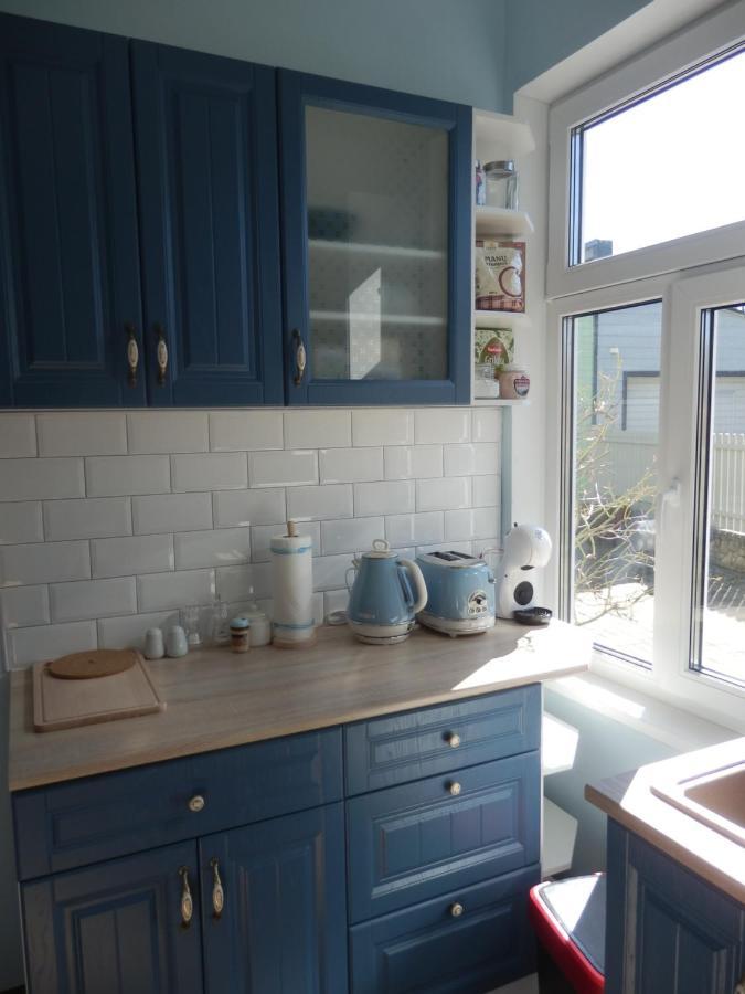 House, Garden & Sauna. Free Parking. Train Stop-200 M. Sea-1 Km. Юрмала Екстер'єр фото
