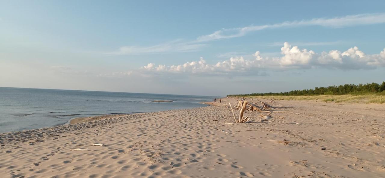 House, Garden & Sauna. Free Parking. Train Stop-200 M. Sea-1 Km. Юрмала Екстер'єр фото